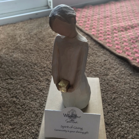Willow Tree Angel - Spirit of Giving